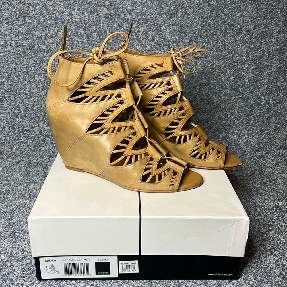 Dolce Vita Shandy Wedge Bootie, Size 9.5